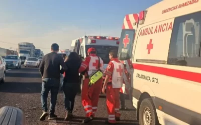 Choque en Irapuato-Salamanca: 7 heridos en camioneta